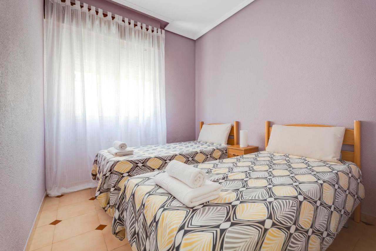 Playa La Mata - Apartamento "Limonka" エクステリア 写真