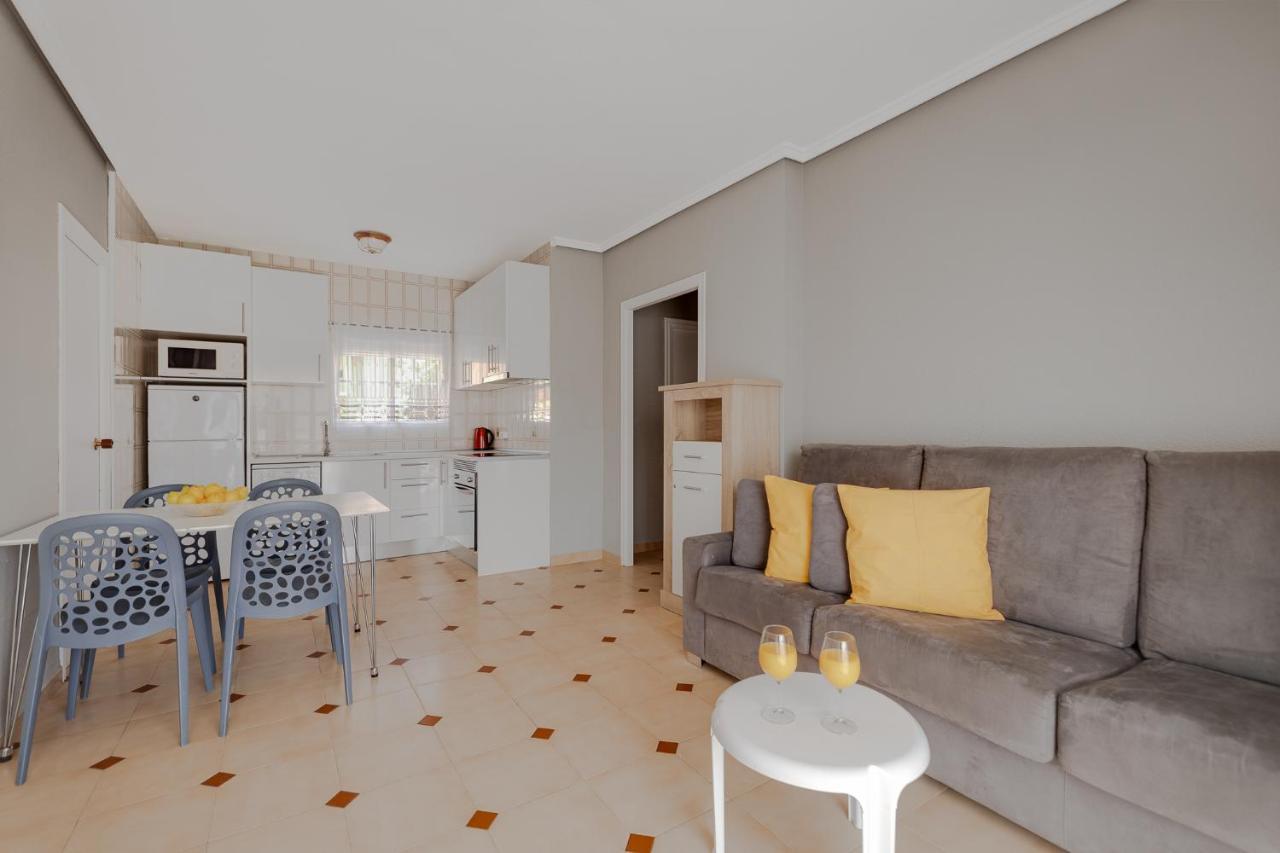 Playa La Mata - Apartamento "Limonka" エクステリア 写真