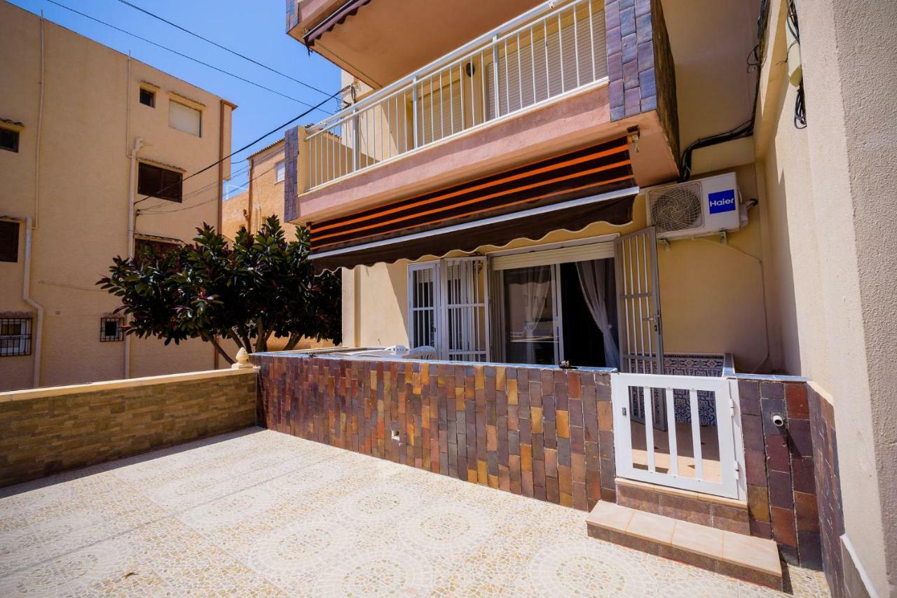 Playa La Mata - Apartamento "Limonka" エクステリア 写真