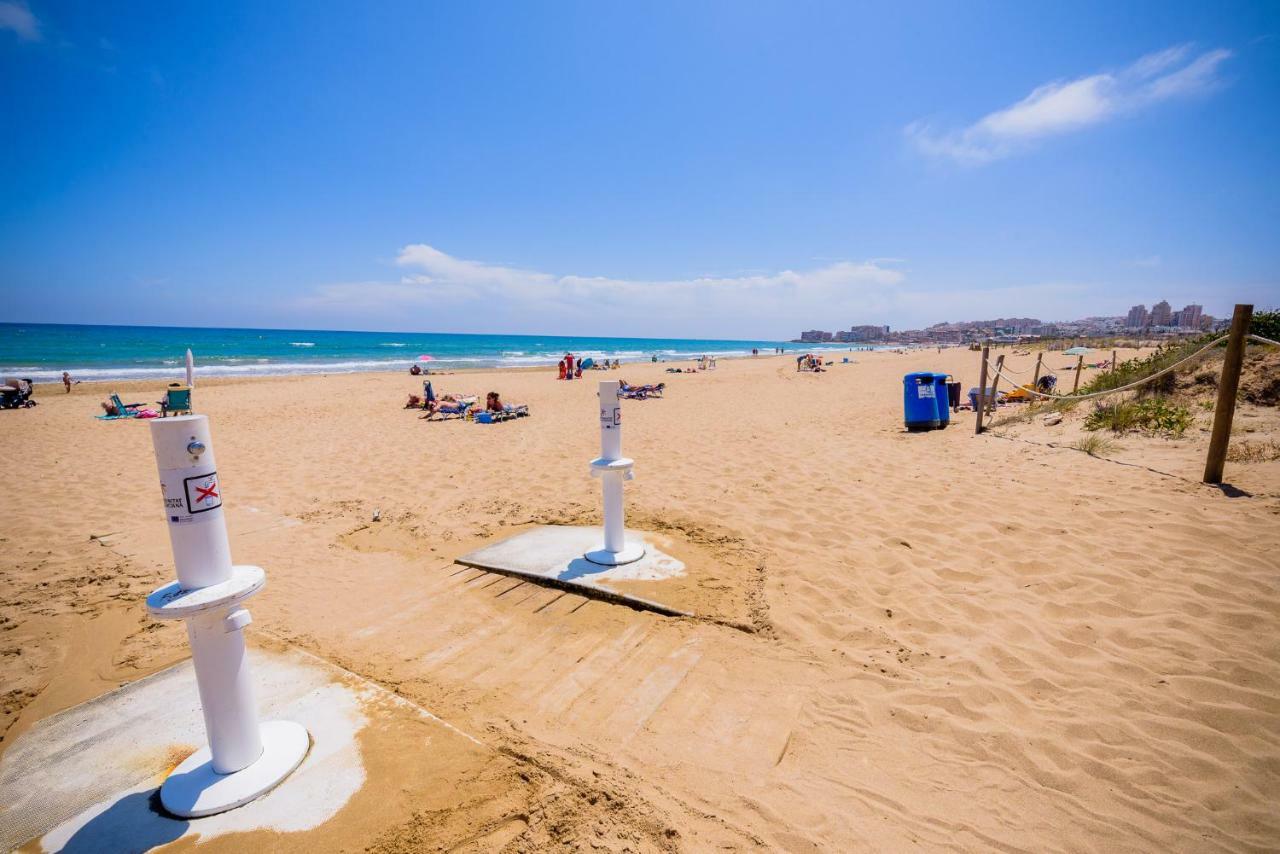 Playa La Mata - Apartamento "Limonka" エクステリア 写真